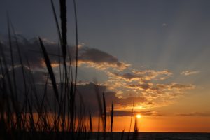 Sonnenaufgang an der Ostsee perfekt für Entspannungsübungen gratis Training